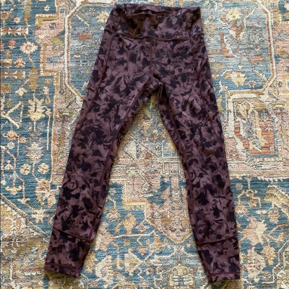 Lululemon In Movement Tight 25” Everlux